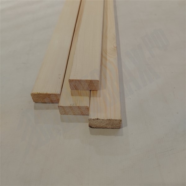 Балясина 18*38*1'000 "Э" прямоугольная  Сосна